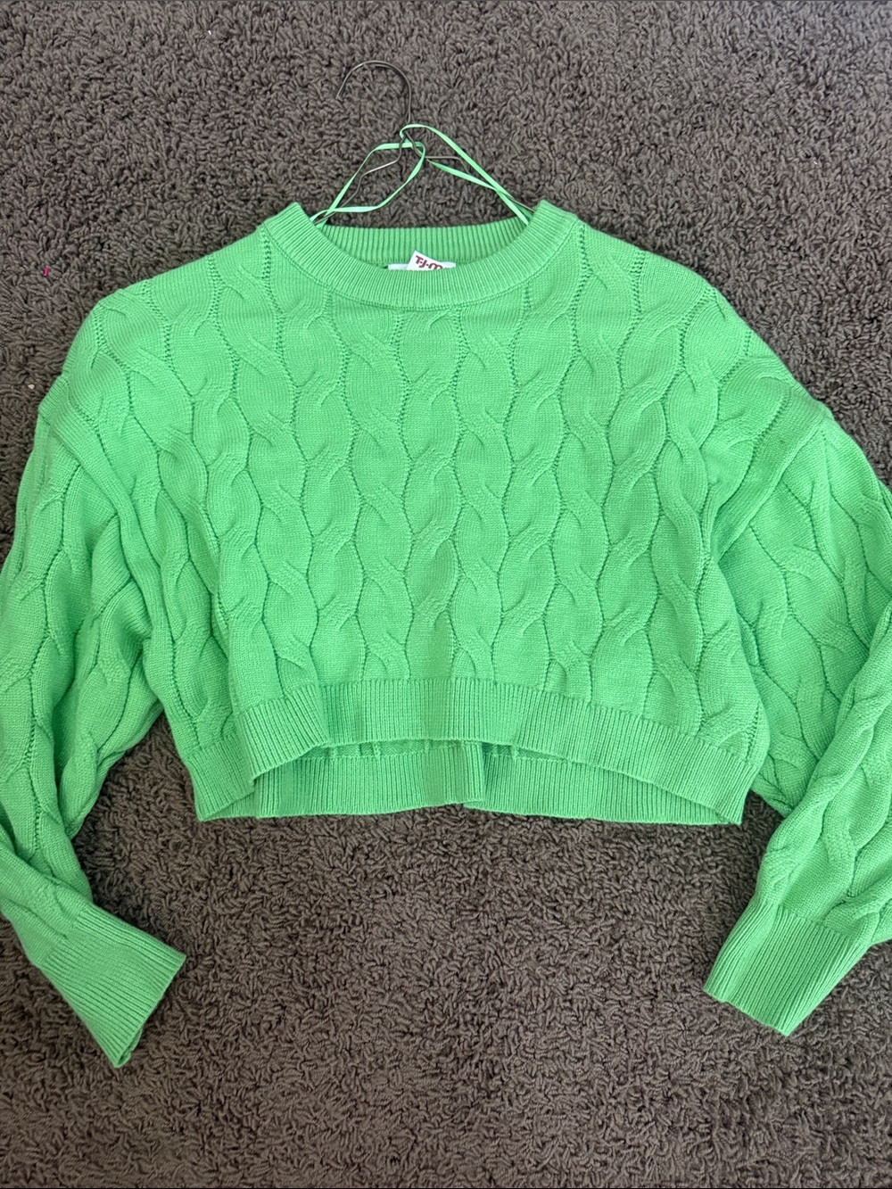 Pink Rose Cropped Cable Knit Sweater - Green